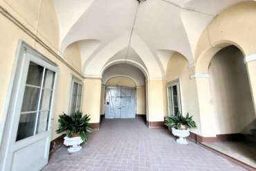 VENDESI PALAZZO STORICO - GRANDE POTENZIALE - CASTIGLIONE