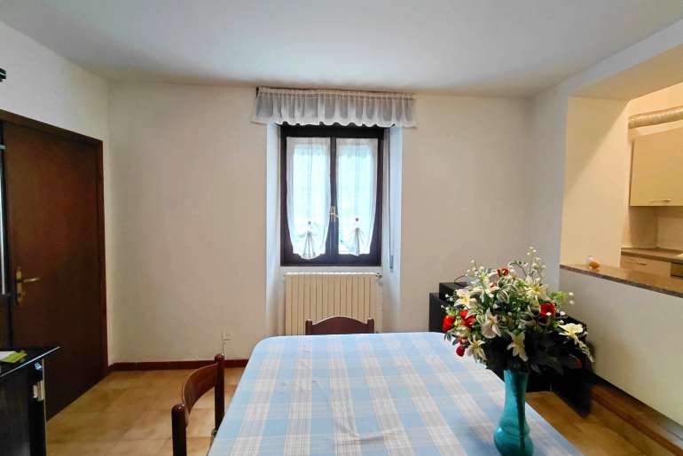 APPARTAMENTO TRILOCALE INDIPENDENTE &ndash; GARDONE V.T.